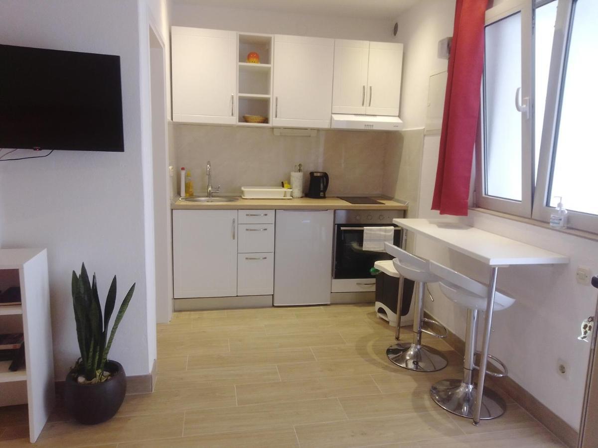 Apartments Haracic Хвар Экстерьер фото